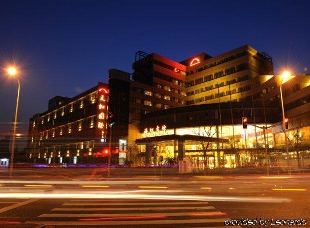Shanghai Sky Rainbow Hotel Kültér fotó